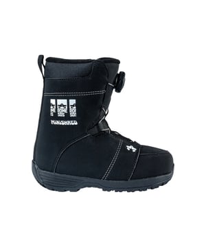 
Rome Junior Minishred Boot

 Ontdek de perfecte start voor jonge sneeuwliefhebbers met de Rome Junior Minishred Boot - de ideale snowboardschoen voor de allerkleinste rijders die hun eerste stappen op het witte terrein willen zetten. Deze boots bieden comfort, ondersteuning en gebruiksvriendelijkheid, waardoor jonge ontdekkingsreizigers vol vertrouwen en plezier kunnen genieten van hun snowboardavonturen. De Junior Minishred Boot is ontworpen met de specifieke behoeften van jonge snowboarders in gedachten. Het jeugdvriendelijke ontwerp zorgt voor een goede ondersteuning van de voeten en enkels, terwijl de zachte voering en binnenzool zorgen voor een knusse en comfortabele pasvorm. Deze boots zijn ontworpen om kleine voeten warm en gezellig te houden, zelfs tijdens de koudste dagen op de berg. Het vetersysteem van de boots is eenvoudig en intuïtief, waardoor het gemakkelijk is voor jonge rijders om hun boots zelfstandig aan te trekken en aan te passen. Dit