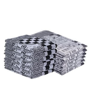 
Geef je keuken een stijlvolle upgrade met de DoubleDry Theedoeken en Keukendoeken Set in een elegant herenhuis zwart design! Deze set van 12 stuks is niet alleen een praktische toevoeging aan je keuken, maar ook een blikvanger. Gemaakt van 100% katoen, garanderen deze doeken een hoge absorptie en zijn ze bovendien duurzaam, waardoor ze perfect zijn voor dagelijks gebruik.De DoubleDry theedoeken en keukendoeken zijn jacquard geweven en van hoogwaardige kwaliteit. Het stevige katoen zorgt ervoor dat de doeken lang meegaan en bestand zijn tegen veelvuldig wassen op 60°C. Gebruik ze om de vaat af te drogen, je handen te drogen, of zelfs als stijlvolle servetten. Met deze set heb je altijd een betrouwbare en mooie doek bij de hand.MateriaalKatoenKleurSET herenhuisBreedte50 cmLengte70 cmAantal artikelen in verpakking12 stuk(s)PatroonOverigType keukendoekThee/keukendoeken setWasvoorschrift60 °C, normaal programma | Drogen op lage temperatuurVerpakkingsgewicht1.24 kgVerpakkingshoogte30 cmVerpakkingsbreedte30 cmVerpakkingslengte40 cmGewicht1.20 kg