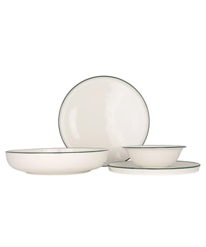 
Voeg een zijdezacht tintje toe aan uw keuken en leven met onze unieke collecties. Rinart porselein streeft ernaar om de traditie van het verleden duurzamer te maken met de moderne ontwerpen van de toekomst. Om dit doel te bereiken komen alleen de beste materialen uit de handen van bekwame ambachtslieden tot leven en raken ze de levens van gewone mensen die verhalen delen rond de tafel.Deze set bevat:- 6 dinerborden 28 cm- 6 desertborden 20 cm- 6 diepborden 26 cm (2000cc)- 6 kommetjes 16 cm (400cc)Specificaties:- Magnetronbestendig: Dankzij onze duurzame grondstoffen en uitgebreide R&D-inspanningen; kunnen onze producten veilig in de magnetron worden gebruikt.- Vaatwasmachinebestendig: Alle producten van Rinart zijn vaatwasmachinebestendig. Je hoeft je nooit zorgen te maken over het in de vaatwasser zetten van de vaat.- Thermische schokbestendig: onze producten zijn duurzaam tegen plotselinge temperatuurschommelingen en onder extreme temperatuuromstandigheden in de keuken met een hard glazuuroppervlak en hoogwaardige grondstoffen.- Glazuurbeschermend: Krassen zijn een veelvoorkomend probleem als het om porseleinen serviesgoed gaat. Rinart biedt een hoge duurzaamheid tegen krassen.- Edge Chip Garantie: Het volledige Rinart-productassortiment is uitgerust met een hoge chipweerstand. Dit beschermt ze tegen schokken.Materiaal: PorseleinKleur: White