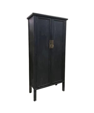
Dit meubelstuk uit de Icons-collectie is zorgvuldig uitgekozen en heeft een uniek verhaal. Dit item is uniek in vorm, kleur, afmeting en uitstraling. De collectie bestaat voornamelijk uit kasten en dressoirs. - Afmeting: 45x100x210 - Kleur: Zwart - Materiaal: Hout