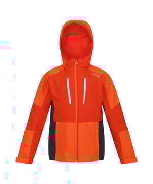 
Materiaal: 100% polyester. Voering: Gaas. Stof: Rekken. Ontwerp: Contrast, Logo. Stof Technologie: Ademend, Duurzaam, Isotex 10000, Waterafstotend, Waterdicht. Halslijn: Kapitein. Mouwtype: Met lange mouwen. Reflecterend Detail, Getapete Naden. Eigenschappen van de kap: Elastiek, gekweekt op de kap. Zakken: 2 borstzakken, rits. Bevestiging: Ritssluiting. Duurzaamheid: Gemaakt van gerecycled materiaal.