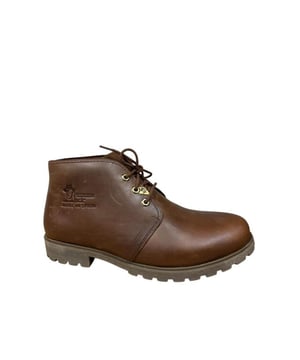 
De Bota Panama c69-cuero-bark van Panama Jack is een echte blikvanger. De Bota Panama c69-cuero-bark is uitgevoerd in de kleur C69 Cuero/Bark. Bekijk ook onze overige collectie van Panama Jack onze webshop!