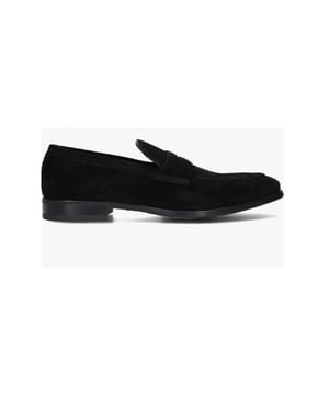 
Prachtige Italiaanse instapper (loafer) van het mooie merk Giorgio1958.
Rubberen zool en past bij elke outfit