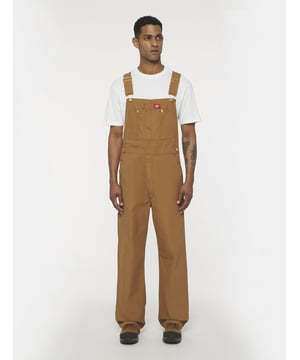 Die CLASSIC BIB OVERALLS Latzhose für Herren ist ein authentischer Klassiker, der für die Ewigkeit gemacht ist. Die Latzhose besteht aus robustem, strapazierfähigem Raw Denim mit verstärkten Nähten für einen kultigen Look. Die verstellbaren Träger und die Knopfverschlüsse sorgen für eine optimale Passform, egal bei welcher Aktivität du sie benutzt. Die Latzhose ist mit mehreren Taschen und einem abnehmbaren Werkzeuggürtel ausgestattet, doppelt verstärkte Kniepartien sorgen für hervorragende Haltbarkeit.