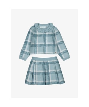 
De Abel en Lula Tricot Set in de kleur Aqua bestaat uit een tartan knit truitje met roezel kraagje en een uitlopende rok. Combineer samen met maillot voor de winter.