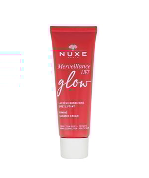 Nuxe Merveillance Lift Firming Radiance Cream biedt een onmiddellijke verstevigende werking en een gezonde gloed. Bij dagelijks gebruik worden rimpels verminderd en voelt de huid steviger aan. De smeltende textuur en universele tint verlichten alle huidtinten. Geformuleerd met ultra-corrigerende micro-algenolie en subtiel getint met tomatenextract voor een natuurlijke uitstraling. Vegan vriendelijk.

Hoe te gebruiken: Breng 's ochtends of' s avonds aan na je serum. Warm een royale hoeveelheid op tussen je handen en strijk dit vervolgens over het gezicht, de hals en het decolleté van het midden naar de buitenkant. Masseer totdat het volledig is opgenomen.