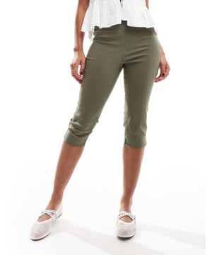 Damernas långa shorts