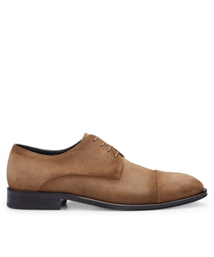 Mens Boss Derrek Derby Shoes in beige.- Leather upper.- Lace up fastening. - Stitching trimming.- Durable outsole with leather injection.- Ref: 50493482268