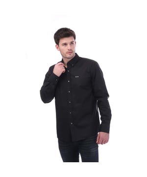 Mens BOSS Slim-Fit Shirt in black.- Pointed collar.- Long sleeves.- Full button fastening.- Adjustable cuff.- Embroidered branding.- Slim fit.- 96% Cotton  4% Elastane.- Ref: 50494997001