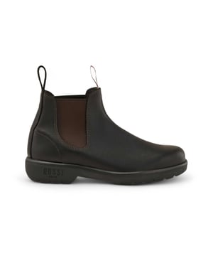 De Rossi Endura 303 combineert eersteklas volnerfleer met de iconische Endura-zool met Air Cushion-technologie voor uitzonderlijk comfort. Deze laarzen zijn ontworpen voor veeleisende werkomgevingen en bieden een slipvaste zool, hittebestendigheid en olie-/zuurbescherming. Hun lichtgewicht constructie zorgt voor comfort de hele dag, terwijl waterbestendig elastiek duurzaamheid toevoegt. Verkrijgbaar in kleinere maten voor kinderen, de Endura 303 is een betrouwbare keuze voor zowel professionals als avonturiers. Belangrijkste kenmerken: Premium volnerf Kip-leer: duurzaam en veroudert goed. Endura-zool met Air Cushion-technologie: superieur comfort onder de voet. Gecertificeerde slipvaste zool: stabiliteit op gladde oppervlakken. Lichtgewicht constructie: houdt voeten fris en licht. 300 °C hittebestendige zool: ideaal voor omgevingen met hoge temperaturen. Olie- en zuurbestendig: ideaal voor fabrieken, boerderijen en keukens. Waterbestendig elastiek: duurzaam en behoudt vorm. ISO 9001 kwaliteitsfabricage: betrouwbaar vakmanschap.