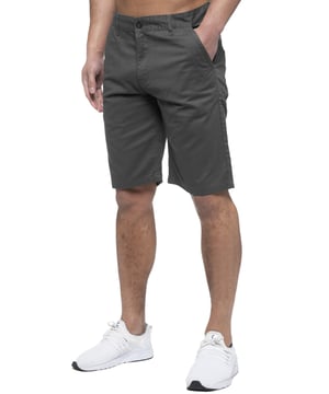 Enzo Mens Designer Regular fit Chino Shorts. Features 2 front pockets, 2 back pockets and Zip Fly Fastening. Perfect for summer.