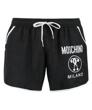 Shorts de ba�o negros Moschino, cinturilla elastica, cordones, estilo Milan, 100% poliester, hecho en Italia, pernera corta con logo grande de la marca, logotipo de la marca, trajes de ba�o negros