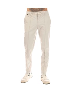 Mens BOSS P-Genius Trousers in white.- Button and zip closure.- Side pockets.- Back zip pocket. - Small BOSS woven label at the rear delivers discreet brand recognition and a sleek finish.- Slim fit.- 88% Polyamide  12% Elastane.- Ref: 50497236131