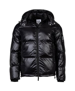 Gesteppte Daunenjacke für Herren von der Marke A|X ARMANI EXCHANGE. Warm gefüttert mit abnehmbarer Kapuze. Logo-Patch am Arm. Hochwertige Qualität.