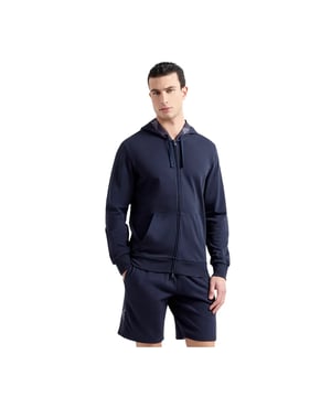 Sweat Emporio Armani Line Eagle Homme Blau Baumwolle. Authentisches Kleidungsstück der Marke Emporio Armani - Streetwear/Sportswear-Design von Emporio Armani - Emporio Armani für Herren Fashion, perfekt für den Alltag - Das blaue Sweatshirt von Emporio Armani lässt sich ideal mit dem Rest Ihrer Garderobe kombinieren - bequeme Baumwollmaterial - klassisch - Line Eagle -