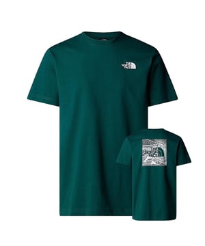 Regular fit: This garment is true to size for an easy, comfortable fit. Introduced in 2015 to celebrate the re-launch of our iconic Mountain Jacket, the Redbox Celebration T-Shirt has been so popular since then that it's become a permanent part of The North Face® collection. That's not surprising, really; being made from medium-weight 100% cotton, it's the definition of easy-going comfort. Fabric : 100% Cotton FEATURES Water-based central graphic on the back Ribbed collar TNF logo on the chest