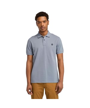 Heren Timberland Miller River Pique Polo in grijs.- Geribde kraag.- Korte mouwen.- Twee knoopsluiting- Geborduurd Timberland® logo op de borst.- Geribde manchetten. - Slanke pasvorm.- 100% katoen.- Ref: A6VDP0731