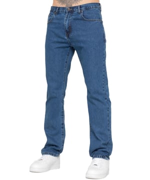Erleben Sie ultimativen Komfort und Stil mit diesen Kruze Designer-Herrenjeans, die einen regulären Schnitt, einen Reißverschluss und mehrere Taschen für Praktikabilität und Bequemlichkeit bieten. Jede Hose verfügt zudem über aufwendige Nähdetails, gebrandete Knöpfe und Nieten sowie ein geprägtes PU-Label am Bund, was sie perfekt für Freizeit- und Arbeitskleidung macht. Hergestellt aus 100% Baumwolle strahlen diese Jeans Qualität und Langlebigkeit für den modernen Mann aus.