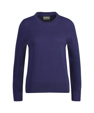 Stylischer Feinstrickpullover von der Marke GANT. Aus angenehm weicher Bio-Baumwolle, mit kleiner Logo-Stickerei, Rundhals-Ausschnitt, gerippter Saum und Bündchen.