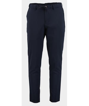 
Born With Appetite Wollen Pantalon Blauw DAS drawstring trouser 24104DA32/290 navy met artikelcode24104DA32/290 navy .  van het materiaal 90% Nylon / 10% Elastaan. Extra specificaties: , , , , kleur Blauw.