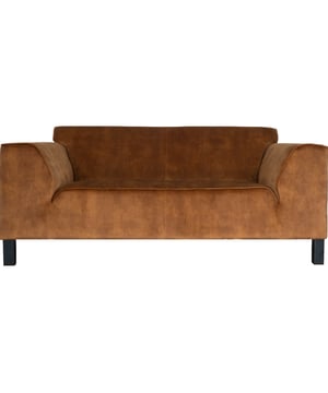 
Er is niets prettiger dan na een lange dag thuiskomen en op bank Sem neer te ploffen! Deze bank heeft mooie brede armleuningen en is hierdoor niet alleen erg comfortabel, maar ook een blikvanger. Bank Sem is bekleed met een prachtige velvet stof en heeft dit bankstel stoere doorgestikte naden. Kom gerust eens proefzitten in onze showroom in Heemskerk! De vulling van Bank Sem bestaat uit: Nosagvering - Bonellvering - Polyether met een afdeklaag Dacron. Nosag vering zijn veren in een zigzag- of golvende veer en wordt gebruikt bij de meeste ondervering in zitmeubels. De vering heeft goede verende eigenschappen en doordat het elektrisch gehard is kan het jaren door zonder in te leveren op de kwaliteit van het meubel. Een bonellvering is een harde vering. Deze veren zijn allemaal aan elkaar gekoppeld. De afdeklaag Dacron zorgt ervoor dat het bankstel er veel mooier uitziet door gebruik van deze afwerklaag. Buiten het optische voordeel heeft het ook als voordeel dat het een allergiebeschermende- en een vochtregulerende functie heeft. Bank Sem is verkrijgbaar in een 2,5 zits en 3 zits en in 3 verschillende kleuren: Dark Grey, Hunter, Creme en Cognac. Merk: Home67 Materiaal: Metaal,Polyester Kleur: Cognac;Bruin EAN: 7141042001204