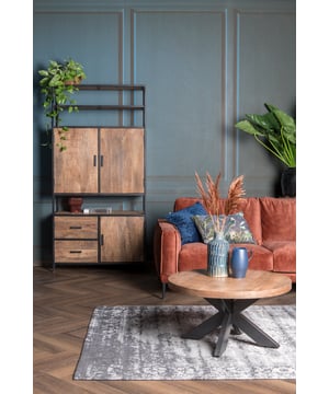 
Ben jij op zoek naar een trendy Kabinetkast? Dan zijn de Kabinetkasten van LivingFurn perfect voor jou! De Kabinetkasten van LivingFurn zijn geïnspireerd op de nieuwste trends en designs. De boekenkasten zijn zo ontworpen om jarenlang plezier van te kunnen hebben. De Kabinetkasten zijn gemaakt van hoogwaardig mangohout en gecoat staal. De Kabinetkasten zijn te verkrijgen in verschillende kleuren en maten.  Over dit artikel: - Kabinetkast- Vorm: Rechthoekig- Kleur: Bruin- Materiaal: Mangohout en Gecoat Staal-  40x100x200Over LivingfurnLivingfurn heeft een uitgebreid assortiment aan kasten, tafels, zitmeubelen en accessoires. De designs zijn stijlvol en tijdloos. De collectie is uitgerust in een moderne sfeer. Je kunt de artikelen van Livingfurn gebruiken als een echte statement piece in je woning. Het assortiment is heel veelzijdig. - Afmeting: 40x100x200 - Kleur: Bruin - Materiaal: Mangohout