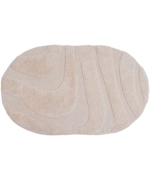 
Introduceer design en comfort in je badkamer met Badmat Beau! Gemaakt van zacht katoen, biedt deze badmat een heerlijk gevoel onder je voeten. Wat deze badmat speciaal maakt, is het organisch getuft dessin. Samen met de natuurlijke kleur van de mat geeft Beau elke badkamer een moderne en natuurlijke uitstraling. De badmat is voorzien van een antisliplaag aan de onderkant. Voor de beste zorg raden we de volgende onderhoudsvoorschriften aan: machinewas op 30° en vervolgens aan de lucht laten drogen. Badmat Beau is verkrijgbaar in 3 kleuren en de volgende maten: 50 x 80 cm, 60 x 100 cm, ovaal 50 x 80 cm en ovaal 60 x 100 cm. Merk: Veer Carpets Materiaal: Katoen Kleur: Beige EAN: 8720769976720