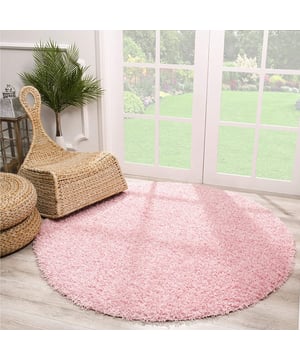 
- 80 CM ROND   Shaggy tapijten zijn er in allerlei soorten en maten. Zeer mooi en warm hoogpolig vloerkleed. Ideaal in je woonkamer, slaapkamer of onder de eettafel. - Vlekbestendig en onderhoudsvriendelijk omdat het kleed is gemaakt van synthetische vezels. - Kleurvast, waterafstotend, antistatisch en anti-allergisch. - Naast een zacht en comfortabel gevoel beschikt dit materiaal over diverse goede eigenschappen waardoor het tapijt pluisvrij en gemakkelijk schoon te maken is. Productspecificaties: 100% Soft Touch Polypropyleen Poolhoogte : 35mm Gewicht = 2.400gr/m² Geluiddempend Geschikt voor vloerverwarming Anti-statisch en Anti-allergisch Kleurvast en waterafstotend Keurmerk Merk: Muratap Materiaal: Polypropyleen Kleur: Lichtroze;Roze Afmetingen: 80 CM ROND