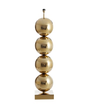 
Shop dit prachtige artikel van Light & LivingLight & Living - Vloerlamp Ø30x137 cm LOVIS licht goud is gemaakt en ontwerpen door het Nederlandse merk Light & Living.De belangrijkste kenmerken van het artikel zijn als volgt:Kleur: GoudProduct Lengte: 30Product Breedte: 30Producht Hoogte: 137Gewicht: 12.15Light & Living werd meer dan vijftig jaar geleden opgericht. We begonnen met het maken van lampenkappen in een kleine fabriekshal. Al snel kwamen daar lampen bij, zodat we een totaal verlichtingsconcept konden aanbieden. Na vele jaren actief te zijn geweest op de verlichtingsmarkt, zijn we gaan uitbreiden met betaalbare woonaccessoires en (klein)meubelen.Wij weten als geen ander dat thuis de plek is waar mensen zich vaak het prettigst voelen. Een eigen plek, ingericht met comfortabele meubels en sfeervolle verlichting. We denken graag met je mee. Daarom reizen we de hele wereld over op zoek naar de mooiste verlichting en woondecoratie. We zijn altijd op zoek naar dat ene speciale item waar ons hart sneller van gaat kloppen. Deze momenten leggen we vast en vertalen we naar onze producten.Twee keer per jaar presenteren we een nieuwe seizoenscollectie. Zo weten we je elke keer weer te inspireren! - Afmeting: 30x30x137 - Kleur: Goud - Materiaal: Metaal