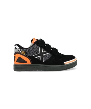 Nu extra voordelig in onze Jongensschoenen sale outlet, dit hippe item uit onze Munich sale! Laatste maten dus ben er snel bij want op=op!
Munich G3 Velcro 1514300 Zwart. Voor 23.59uur besteld, morgen geleverd.