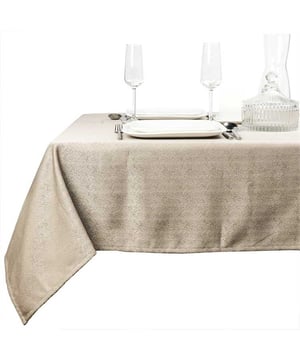 
Ben jij op zoek naar een trendy toevoeging voor jouw gedekte tafel die ook nog is heel praktisch is? Dan zijn de Unique living tafelkleden en lopers perfect voor jou! De producten van Unique Living zijn geïnspireerd op de nieuwste trends en designs. Deze prachtige producten zijn zo ontworpen dat zij jaren mee kunnen gaan. Het tafeltextiel van Unique Living is gemaakt van hoogwaardig polyester en is uitgevoerd in prachtige kleuren en prints.De belangrijkste informatie op een rijtje:Bescherming voor de tafel en tegelijkertijd een statement itemProducten die jaren meegaanArtikelen zijn per stuk te bestellenWasbaarWassen?Wilt u het tafeltextiel wassen? Dat kan! Wij adviseren de producten binnenstebuiten in een handwas te wassen. Zo houdt het textiel goed zijn kleur en structuur en kan het jaren mee! Bent u meer van het gemak? Dan kunt u ze ook wassen in de wasmachine. Wij adviseren dan een rustig programma op maximaal 30 graden.Over Unique LivingUnique Living heeft een uitgebreid assortiment aan sierkussens, kussenhoezen en tafeltextiel. De designs zijn stijlvol en tijdloos. De collectie varieert van rustige prints met sierlijke teksten tot hippe placemats en tafellopers die van elke eettafel een feestje maken. Je kunt de artikelen van Unique Living gebruiken als trendy details in de woonkamer of als blikvangers voor in uw buitenruimtes. Het assortiment is heel veelzijdig. - Afmeting: 150 - Kleur: Taupe - Materiaal: Polyester