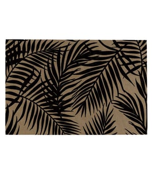 
Ben jij op zoek naar een trendy toevoeging voor jouw gedekte tafel die ook nog is heel praktisch is? Dan zijn de Unique living placemats perfect voor jou! De producten van Unique Living zijn geïnspireerd op de nieuwste trends en designs. Deze prachtige producten zijn zo ontworpen dat zij jaren mee kunnen gaan. Unique Living gebruikt verschillende materialen voor de ontwerpen van haar placemats. Variërend van vegan leder tot PVC en polyester, een ieder gekenmerkt door de goede kwaliteit.De belangrijkste informatie op een rijtje:- Bescherming voor de tafel en tegelijkertijd een statement item- Makkelijk af te nemen- Producten die jaren meegaan- Artikelen zijn per stuk te bestellenOver Unique LivingUnique Living heeft een uitgebreid assortiment aan sierkussens, kussenhoezen en tafeltextiel. De designs zijn stijlvol en tijdloos. De collectie varieert van rustige prints met sierlijke teksten tot hippe placemats die van elke eettafel een feestje maken. Je kunt de artikelen van Unique Living gebruiken als trendy details in de woonkamer of als blikvangers voor in uw buitenruimtes. Het assortiment is heel veelzijdig. - Afmeting: - Kleur: Zwart - Materiaal: Polyester