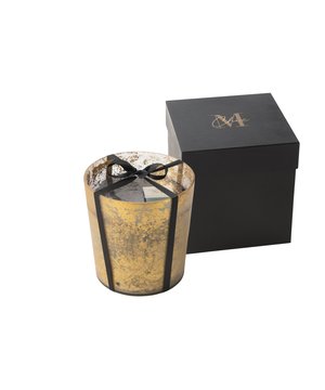 
Shop dit prachtige artikel van J-LineGEURKAARS M-CHIC GLAS GOUD/ZWART LARGE-140U is gemaakt en ontworpen door het Belgische bedrijf J-Line.De belangrijkste kenmerken van het artikel zijn als volgt:Kleur: GoudkleurigProduct Lengte: 21Product Breedte: 21Producht Hoogte: 22Gewicht: 5.175J-line by Jolipa, dé trendsetter in interieur en decoratieOnze passie voor interieur kent geen grenzen. Al van in het prille begin, in 1978, gingen we steeds op zoek naar de nieuwste trends en ontwikkelingen over de hele wereld. Door onze passie voor decoratie en interieuraccessoires is J-line by Jolipa dé referentie geworden in interieur en decoratie. Daar zijn verschillende redenen voor. - Afmeting: - Kleur: Goudkleurig - Materiaal: Anders