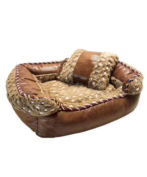 
Een eigen bed voor uw viervoeter: met deze luxe hondenbed voelt uw hond of kat zich als volwaardig familielidEen geprivilegieerd plaats voor uw hond of kat: met deze slijtage en krasbestendige hondenmand wordt uw dier kalm en zal zich zeer goed voelen. Dankzij de goede vulling en knuffelige ligvlak van pluche wordt uw hond een comfortabele plaats waar hij zich kan ontspannen goed; Anti Allergeen ookAdembenemend goede afwerking: de randen van het bed zijn verhoogt en goed opgevuld, zodat uw hond hoofd kan neerzetten; bovendien zijn alle naden netjes verwerkt; bovendien beschermt de onderkant uit slip vast weefsel met noppen uw hond tegen kou en vochtBinnen enkele ogenblikken gereinigd