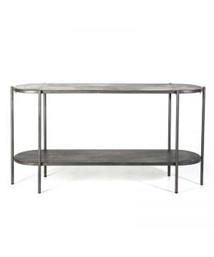 
De Burly sidetable is onderdeel van een reeks kwalitatieve By-Boo producten. Het Burly sidetable mixt industrieel design stijlvol met trendy, ronde vormen. Het frame bestaat uit slanke spijlen die de twee plateaus moeiteloos dragen. Aan de korte zijdes zijn de plateaus prachtig afgerond, hiermee verkrijgt de sidetable een dynamisch en trendy uiterlijk. Doordat het gehele meubel is vervaardigd uit ijzer blijft het toch uiterst industrieel. Zet de Burly in de woonkamer of slaapkamer en vul hem met je mooiste en leukste accessoires. Naast de sidetable is de Burly ook te verkrijgen als boekenkast. - Industrieel, trendy design. - G emaakt van ijzer. - Gecoat in de kleur zwart. - Ook te verkrijgen als boekenkast. - Vereist enige montage. Deze kast is handmade en zal hier en daar oneffenheden hebben!!