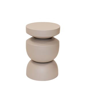 
Meet Cis! Het ontwerp van dit toffe tafeltje is gebaseerd op onze bestseller Jon.  Deze bijzettafel heeft een uniek design en is verkrijgbaar in 2 toffe kleuren, dit maakt dat deze te plaatsen is in verschillende woonstijlen. Merk: Kick Collection Kleur: Beige Hoogte: 46 cm Breedte: 30 cm Diepte: 30 cm Gewicht: 3,9 kg Materiaal: Metaal