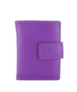 
<p>Een paarse cardholder van het merk DSTRCT. De buitenzijde is gemaakt van leer en heeft op de achterkant een vakje met rits. Deze cardholder bevat aan de binnenzijde plastic vakjes waarin je pasjes kunt bewaren, ook zitten hier vakjes aan de zijkanten.</p>
<p>- RFID-SAFE</p>