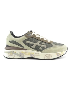 
De Moerun 0 van Premiata is een echte blikvanger. De Moerun 0 is uitgevoerd in de kleur grijs [6895]. Bekijk ook onze overige collectie van Premiata op onze webshop!
