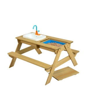 
OntwerpWaterpret, daar gaan we! Deze multifunctionele kinderzitgroep is gemaakt van FSC®-gecertificeerd grenenhout en scoort met zijn veelzijdige uitrusting. Twee stevig geïntegreerde banken zorgen voor een veilige en stabiele zitplaats. multifunctioneelDe tafel is voorzien van een perfect passende afdekbare zandbak en een wastafel met pompfunctie voor echt waterplezier. Om de wastafel te vullen met de basisbehoefte aan water voor een werkende waterkringloop, hoef je alleen maar de stop in de wastafel te openen en de juiste hoeveelheid water toe te voegen. Het toegevoegde water wordt omhoog gepompt via de pompknop en stroomt dan uit de kraan - het waterplezier kan beginnen! Product specificaties Buitenafmetingen BxDxH: 89x94x71 cm (BxDxH) Materiaal: Grenenhout | FSC® - gecertificeerd FSC® Code: FSC® C176306 Gewicht: 15 kg Kleur: NatuurGeïntegreerde zandbak en wastafelWastafel met waterkringloop & pompfunctieGeschikt voor kinderen vanaf 3 jaarEN71 gecertificeerd - Afmeting: - Kleur: Naturel - Materiaal: Houten