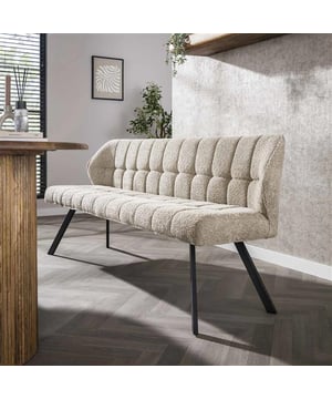 
Deze eigentijdse eetkamerbank is uitgevoerd in bouclé. Bouclé is een stof die bekend staat om zijn karakteristieke textuur en luxe uitstraling. De bank beschikt over een hele comfortabele zitting. Deze bank geeft aan ieder huis een chique en trendy look. De bank is uitgevoerd in verschillende kleuren en stoffen.Over het merkWij zijn continu bezig met het samenstellen van stoere collecties die naast functioneel ook nog is heel trendy zijn. Veel van ons assortiment is zo ontworpen dat het leuk bij elkaar staat in elke kamer, daarom raden wij zeker aan om even een kijkje te nemen in ons assortiment voor leuke matchende items! - Afmeting: 59x180x84 - Kleur: Beige - Materiaal: Boucle