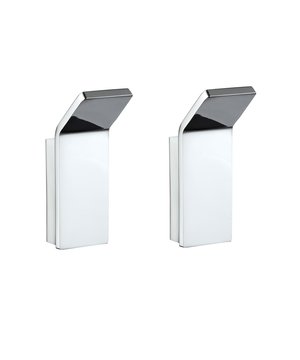 
Deze design handdoekhaken Piazzo van het sanitair merk Luzzo® zijn uitgevoerd in verchroomd messing. De haken kunnen eenvoudig aan de muur bevestigd worden zonder dat de (bijgeleverde) bevestigingsmaterialen zichtbaar zijn. Het gebruikte materiaal, messing, is een hoogwaardig metaal, wat alleen bij de hogere klasse badkamer producten gebruikt wordt omdat het relatief kostbaar is. Maar de kwaliteit is er dan ook naar, je koopt iets moois voor de lange termijn, met een mooie afwerking. Je voelt het meteen als je het product in je handen hebt; je hebt iets degelijks in handen. Haal het luxe hotelgevoel in huis met deze handdoek haken van Luzzo®. PiazzoHaal luxe design in huis met de Piazzo collectie van Luzzo®. De serie Piazzo kenmerkt zich door design met vloeiende ronde hoeken. De serie bevat een groot aantal accessoires voor de badkamer en het toilet in dezelfde stijl, waardoor je in één stijl je hele huis kunt inrichten. Deze serie kenmerkt zich namelijk door verborgen ophanging, zodat je de schroeven niet direct ziet. De ronde vormen zijn passen heel goed in de moderne design lijn die je in veel design producten ziet tegenwoordig; rechte lijnen met zachte rondingen. Deze accessoire-lijn geeft iedere badkamer een bijzondere uitstraling. Subtiele rondingen, een uitmuntende productkwaliteit en het mooie design maken dat de serie Piazzo zich thuis voelt in een eigentijds en luxueus interieur. Productkenmerken Luzzo® Piazzo set van 2 messing handdoekhaken:Materiaal: volledig messingAfgewerkt met een chroom laagAfmetingen: 3.2 x 6.6 x 2.5 cmGewicht: 100 gram per stukDesign met afgeronde hoekenGemakkelijke montageVerdekte montageBreed inzetbaar, zowel in badkamer, als in toilet, keuken of slaapkamerOnderdeel van sanitair serie PiazzoLuzzo® SanitaryBadkamerproducten van hoogwaardige kwaliteit, dat is waar Luzzo Sanitary voor staat. De merknaam is afgeleid van het italiaanse woord voor luxe. En dat is het uitgangspunt van de producten die we op de markt brengen; luxe materialen, mooie designs en onderscheidend.  Gebruikmakend van hoogwaardige materialen zoals Messing, Polyresin of Aluminium, zorgen we voor luxe design producten voor een betaalbare prijs.Opgezet door ervaren mensen met een achtergrond vanuit grotere sanitair merken, brengt het merk steeds meer items op de sanitair markt, van fonteinsets naar kranen en accessoires.  - Afmeting: - Kleur: Chroom - Materiaal: Messing