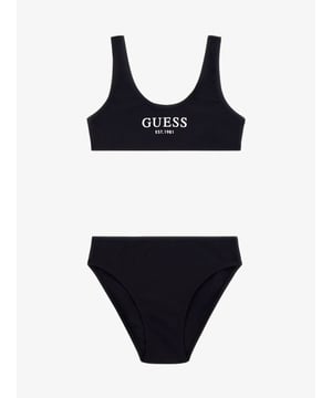 
De Guess Bikini in zwart heeft een wit logo aan de voorkant. De Guess Bikini is een echte klassieker. Gemakkelijk om te dragen, je hoeft je niet druk te maken om bandjes die los raken!
