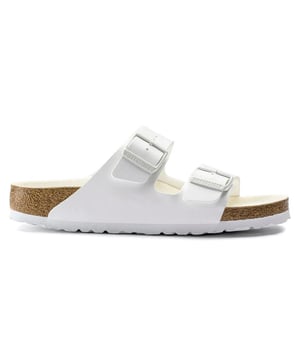 Nu in onze Damesschoenen Sale outlet; deze topper uit de collectie van Birkenstock. Op To Be Dressed is het altijd Birkenstock sale en elke dag nieuw aanbod van Birkenstock.
Smalle pasvorm, het legendarische ontwerp met twee banden van BIRKENSTOCK - de Arizona. Iconische stijl aangevuld met het kenmerkende comfort van het BIRKENSTOCK voetbed. Het op kleur afgestemde voetbed rondt de verfijnde look van de schoen af. Het bovenwerk is gemaakt van het huidvriendelijke, slijtvaste synthetische materiaal Birko-Flor®. Birko-Flor® is een huidvriendelijke, scheurvaste en onderhoudsvriendelijke kunststof die uitsluitend door BIRKENSTOCK wordt gebruikt.