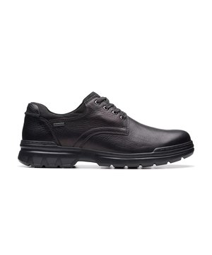
Een winterklare veterschoen in zwart leer, Rockie Walk GTX combineert een Contoured Comfort™ voetbed met bescherming tegen de elementen in een profiel dat comfortabel van stadsverhardingen tot landwegen kan lopen. De ademende leren voering en rubberen zool zorgen ook voor duurzaamheid en grip de hele dag, zodat voeten comfortabel blijven, waar ze ook zijn. Waterdicht GORE-TEX® membraan. Duurzame, gripvaste rubberen buitenzool.