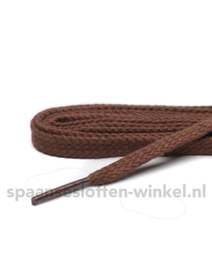 
Schoenveters plat middelbruin lengte 55 cm 2-4 gaatjes. 2-4 gaatjes betekent de gaatjes aan 1 kant van de schoen. Materiaal is katoen en ze zijn plat. 100% katoen. Doordat deze veters van katoen zijn glijden ze niet. 2 veters voor 1 paar sc