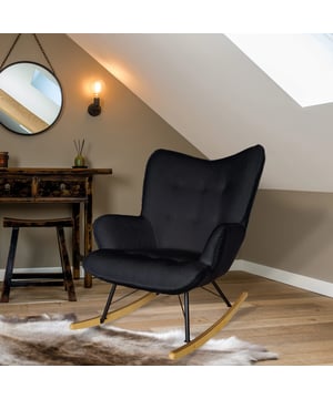 
Een super mooie zwarte Aemely schommelstoel met een luxe schaapjesstof. Deze elegante schommelstoel is ideaal voor de baby kamer of in de woonkamer. De Cherub schommelstoel is wat groter dan de andere modellen en heeft een zachte stof met dikke vulling die zorgt voor uiterst zitcomfort. De rug is ongeveer 60 cm lang met een zitdiepte van 54 cm. De totale hoogte van de stoel is 93 cm, de diepte 91cm en de breedte 79 cm. Materiaal Bekleding: (kunst) Schaapjesstof Frame: Metaal Poten: Massief beukenhout Kleur Bekleding: Zwart Frame: Zwart Poten: Natuurlijk beukenhout Afmetingen Hoogte: 93 cm | diepte: 91 cm | breedte 79 cm Zithoogte: 42 cm | Zitdiepte: 54 cm Montage Poten en frame moeten gemonteerd worden Duidelijke handleiding Merk: Aemely Materiaal: Stof Kleur: Zwart EAN: 6096035644634
