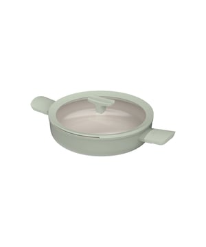 
<h2>Korte beschrijving bergHOFF Leo braadpan gerecycled 26cm Sage </h2>
<ul>
<li>Gemaakt van licht materiaal dat makkelijk te hanteren is</li>
<li>De volle bodem geleidt warmte snel en gelijkmatig voor energiezuinig koken</li>
<li>Eenvoudig te reinigen</li>
<li>Hittebestendig handvat voor extra comfort en veiligheid</li>
<li>Doorzichtige glazen deksel met afgiet functie</li>
<li>Speciaal handvat met lepelhouder </li>
<li>100% duurzame en gezonde CeraGreen keramische anti-aanbaklaag voor gemakkelijk loslaten van voedsel</li>
</ul>
<p><strong>Uitgebreide omschrijving </strong></p>
<p>Ben je op zoek naar een makkelijke manier om heerlijke risotto of gesauteerde aardappelen te bereiden zonder dat je veel tijd kwijt bent aan het schoonmaken achteraf? Dan is deze Leo braadpan met deksel precies wat je nodig hebt! Deze aluminium pan zorgt voor een snelle en gelijkmatige warmteverdeling op elk type fornuis, inclusief inductie. De hoogwaardige antikleeflaag zorgt ervoor dat je gezond kunt koken zonder veel vet te gebruiken en de pan is ook nog eens heel makkelijk schoon te maken. Met de hittebestendige handvatten en het transparante glazen deksel met ingebouwde afgietfunctie heb je een kwaliteitsvolle Braadpan die je het leven een stuk gemakkelijker maakt. Bestel hem nu en geniet van de vele voordelen die deze pan te bieden heeft!</p>
<p><