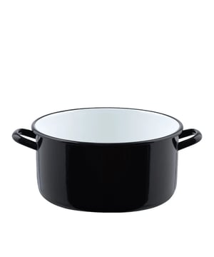 
<h2>RIESS Soeppan Zwart 24cm 4L - Emaille</h2>
<ul>
<li>Extra grote soeppan met opgerolde randen en twee geëmailleerde handvatten</li>
<li>Zwart geëmailleerde buitenkant, gespikkelde granieten binnenkant</li>
<li>Extra sterke kwaliteit</li>
<li>Inhoud van 4 Liter</li>
<li>Geschikt voor alle soorten fornuizen (gas, elektrisch, keramisch, inductie, open vuur)</li>
<li>Geschikt voor ovens</li>
<li>Snij- en krasbestendig</li>
<li>Gemakkelijk schoon te maken</li>
<li>Recyclebaar</li>
<li>CO2-neutrale productie in Oostenrijk</li>
</ul>
<p><strong>Uitgebreide omschrijving</strong></p>
<p>De nieuwe versies van onze grootste pannen en braadpannen zijn gemaakt van extra sterk plaatstaal, bekleed met het fijnste glas. Ze worden nog robuuster gemaakt in een oven, waar het glas bij temperaturen van 850 °C met het ijzer wordt gecombineerd, waardoor het glanzende en niet-poreuze, gladde email ontstaat. Het resultaat is een echt origineel keukenapparaat – aardezwart aan de buitenkant en gespikkeld graniet aan de binnenkant – ontworpen voor het bereiden van grote hoeveelheden stevig voedsel.</p>
<p>Ze zijn perfect om op het fornuis te koken of in de oven te stomen, ideaal om te gebruiken als bouillonpannen, stoofpotten, inmaakpannen, spaghettipannen, pastapannen of noedelpannen, bij het koken voor veel mensen. Ze kunnen ook worden gecombineerd met ons wit geëmailleerde groentevergiet om pasta uit te lekken en kunnen zelfs worden gebruikt om voedsel in te bewaren (als ze niet worden gebruikt om te koken).<br />Bovendien heeft elke pot een bijpassend deksel dat perfect op de opgerolde rand zit en zachtjes begint te rammelen zodra de inhoud van de pot begint te koken, wat aangeeft dat de temperatuur verlaagd kan worden.</p>
<p>Onze grootste pannen en braadpannen zijn ontzettend veelzijdig en geschikt voor alle soorten fornuizen, van kampvuren tot inductiekookplaten. De braadpannen kunnen ook in de oven. Bovendien hebben deze potten en braadpannen alle geweldige eigenschappen van RIESS Premium Enamel, zijn ze gemakkelijk schoon te maken en gaan ze voor altijd mee als ze op de juiste manier worden schoongemaakt en onderhouden.<br /><br />Emaille wordt gemaakt van ijzer dat bij hoge temperaturen met glas is versmolten en is daarom gemaakt van natuurlijke grondstoffen.<br />Ons geëmailleerde kookgerei is geschikt voor gebruik met alle soorten fornuizen (gas, elektrisch, keramisch, inductie en zelfs open vuur). Dankzij de ijzeren kern wordt de warmte snel geleid en vervolgens vastgehouden. Dit zorgt voor duurzaam en energiezuinig koken.<br />Het poreuze, gladde glasoppervlak garandeert perfecte hygiëne, is smaakneutraal, voorkomt bacteriegroei en is gemakkelijk schoon te maken. Bij correct gebruik en onderhoud kan ons geëmailleerde kookgerei jarenlang kookplezier bieden en behoudt het zijn karakteristieke glanzende uiterlijk.</p>