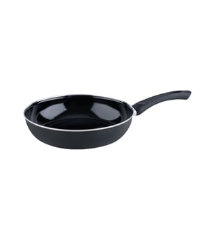 
<h2>RIESS Gourmet Koekenpan 24 cm Emaille</h2>
<ul>
<li>Sterke, stalen, warmte-vasthoudende bodem</li>
<li>Schenkrand van RVS</li>
<li>Energiezuinig koken</li>
<li>Snij- en krasbestendig</li>
<li>Voorkomt bacteriegroei en is smaakneutraal</li>
<li>Makkelijk schoon te maken</li>
<li>Geschikt voor alle warmtebronnen</li>
<li>Hoogte 5.5cm</li>
</ul>
<p><strong>Uitgebreide omschrijving</strong></p>
<p>De gourmet koekenpan betovert koks met zijn verfijnde zwarte kleur aan zowel de buitenkant als de binnenkant en de bijpassende zwarte kunststof handgreep. Deze koekenpan, die ze de Gourmet pan hebben genoemd, heeft een sterke, stalen, warmte-vasthoudende bodem. Robuust en winterhard, dit is de perfecte pan voor professionele koks. Emaille is gemaakt van ijzer dat bij hoge temperaturen met glas is versmolten, daarom is het gemaakt van natuurlijke grondstoffen. Het geëmailleerde kookgerei is geschikt voor gebruik met alle soorten fornuizen (gas, elektrisch, keramiek, inductie en zelfs open vuur). Dankzij de ijzeren kern wordt de warmte snel afgevoerd en vervolgens vastgehouden. Dit zorgt voor duurzaam, energiezuinig koken. Het niet-poreuze, gladde glazen oppervlak garandeert perfecte hygiëne, want het is smaakneutraal, voorkomt bacteriegroei en is gemakkelijk schoon te maken. Bij correct gebruik en onderhoud kan ons emaille kookgerei jarenlang kookplezier bieden en behoudt het zijn karakteristieke glanzende uiterlijk.</p>