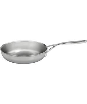 
<p><strong>Korte omschrijving Multiline Koekenpan - 28 cm</strong></p>
<ul>
<li>Ontwikkeld en vervaardigd in België</li>
<li>7-lagenmateriaal geeft je de beste warmtespreiding en perfecte temperatuur controle</li>
<li>TriplInduc® technologie - kook tot 30% sneller, efficiënter en met meer controle op inductie</li>
<li>Geschikt voor alle kookplaten, inclusief inductie, en de oven</li>
<li>Silvinox® technologie - je roestvrijstalen kookgerei verkleurt niet en is eenvoudig te reinigen</li>
<li>Roestvrij staal: levenslang knapperige bakprestaties</li>
<li>Gegoten, gelaste grepen uit roestvrij staal: stevig en extra hygiënisch</li>
<li>Kan probleemloos in de vaatwasser</li>
<li>30 jaar garantie op productiefouten bij huishoudelijk gebruik</li>
</ul>
<p><strong>Uitgebreide omschrijving</strong></p>
<p>Met Multiline 7 ga je aan de slag als een volleerde chef. Het is een solide roestvrijstalen pan uit ons topsegment, maar lichter in gewicht dan Proline 7. De Multine 7 koekenpan is volledig vervaardigd uit ons exclusieve 7-lagenmateriaal. Hierdoor verdeelt de warmte zich heel snel en gelijkmatig. Dorade, vegetarische aperitiefballetjes, kalkoenfilets, ... je bakt ze stuk voor stuk zoals het hoort. Als basis voor een passende saus kan je de kleine aanbaksels deglaceren. Ook aardappeltjes geef je in een-twee-drie een heerlijk krokant jasje. Als je dat wenst – uit gezondheids- of andere overwegingen – kan je zelfs vlees bakken zonder olie of boter toe te voegen. Deze pan van 20 cm ligt goed in de hand, presteert geweldig op alle fornuizen en is niet te kloppen op inductie. Door de exclusieve TriplInduc® technologie kook je met Multiline 7 op inductie efficiënter en met een optimale controle over de temperatuur. Zo bespaar je hier tot 30% energie. Zodra de pan voldoende opgewarmd is, mag het fornuis een paar standen lager, ze houdt de juiste baktemperatuur. Sauzen en vloeistoffen giet je makkelijk over zonder morsen, daar zorgt de speciale schenkrand voor. Durf je al eens met mes en vork in een pan zitten? Geen stress, deze robuuste hulp kan er tegen. Dankzij onze unieke lastechnologie is de steel extra stevig bevestigd en uiterst hygiënisch. Deze Multiline 7 pan reinigt als vanzelf en blijft blinken, dankzij de Silvinox® technologie. Ze kan ook probleemloos de vaatwasser in. Goed voor blijvend bakplezier. Multiline 7 assisteert je tiptop, jaar na jaar.</p>
<ul>
<li>Gewicht: 1610 gram</li>
<li>Breedte: 29,3 cm</li>
<li>Hoogte: 5,9 cm</li>
<li>Hoogte zonder deksel: 5,9 cm</li>
<li>Diameter bovenaan: 28 cm</li>
<li>Bodemdiameter: 22 cm</li>
</ul>
<p><a href="https://www.vdgardewarenhuis.nl/brands/demeyere/">Bekijk hier alle producten van Demeyere.</a></p>